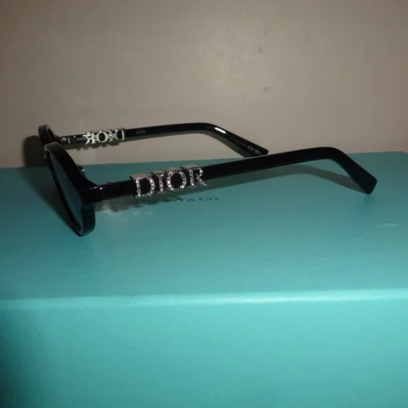 💎Dior Sunglasses💎 - Picture 3 of 9